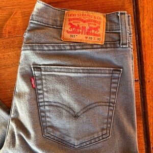 Levi's 511 Slim Men’s Straight Gray Jeans with Red Tab